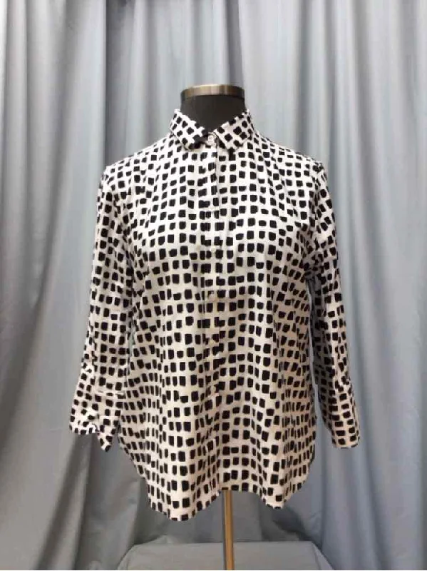 CHICOS SIZE 18 Ladies BLOUSE