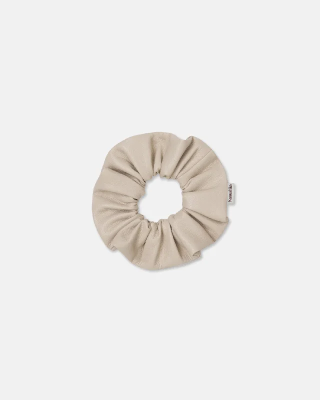 Lou - Okobor™ Alt-Leather Scrunchie - Creme