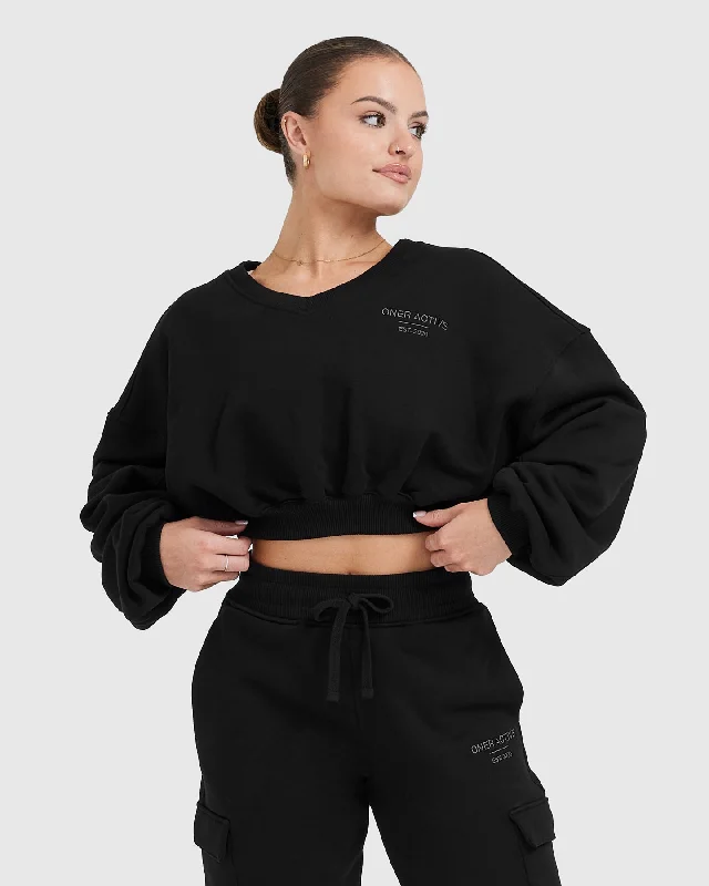 All Day Est 2020 Crop V-Neck Sweatshirt | Black