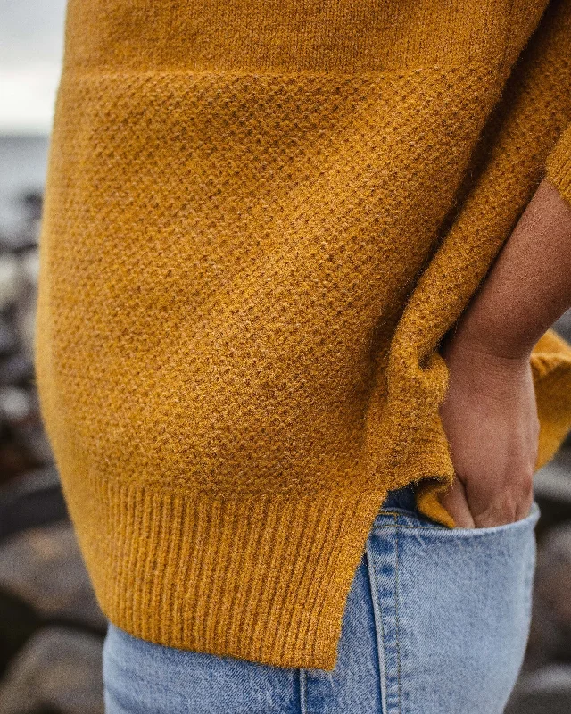 Cove Recycled Knitted Jumper - Amber Gold